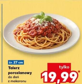 danie z makaronem