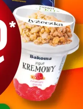 Jogurt kremowy z malinami i granolą Bakoma